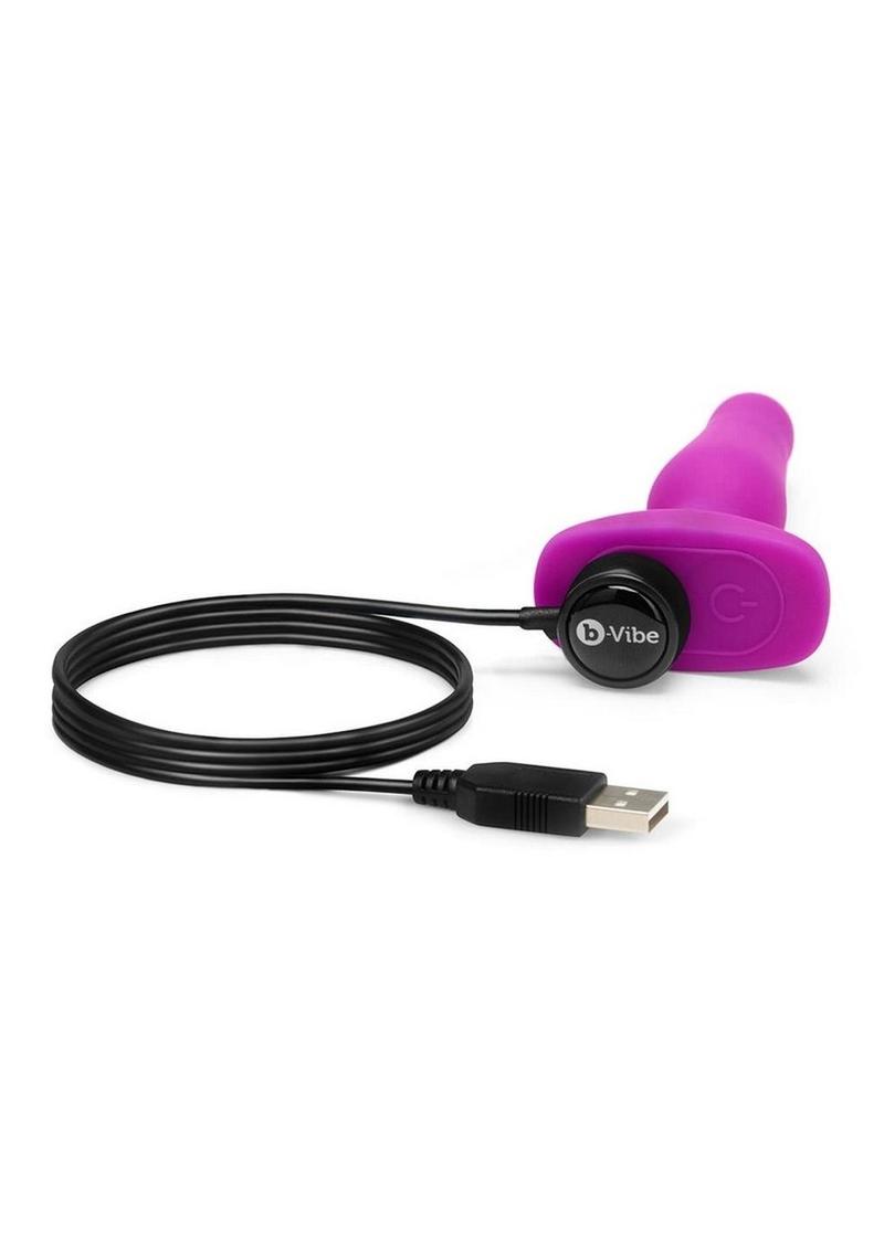 Load image into Gallery viewer, B-Vibe Novice Plug Rechargeable Silicone Anal Plug with Remote Control
