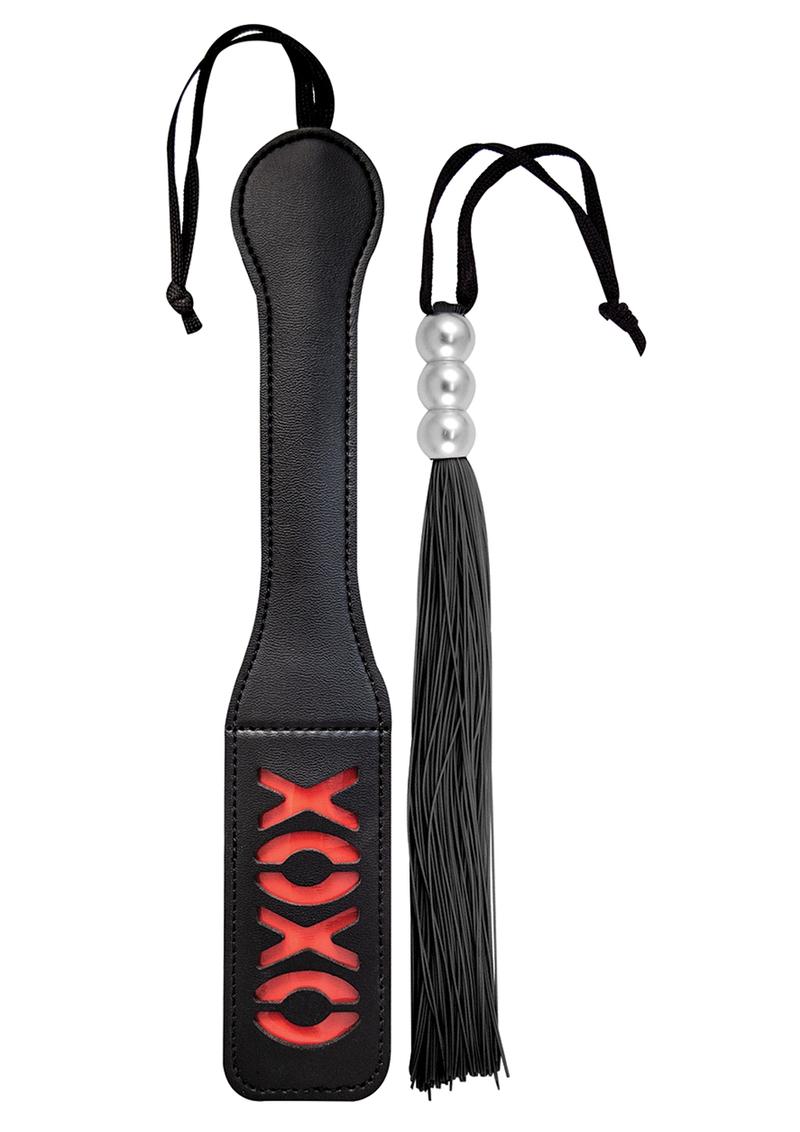 Load image into Gallery viewer, Dominant Submissive Collection Paddle and Whip - Black - Set
