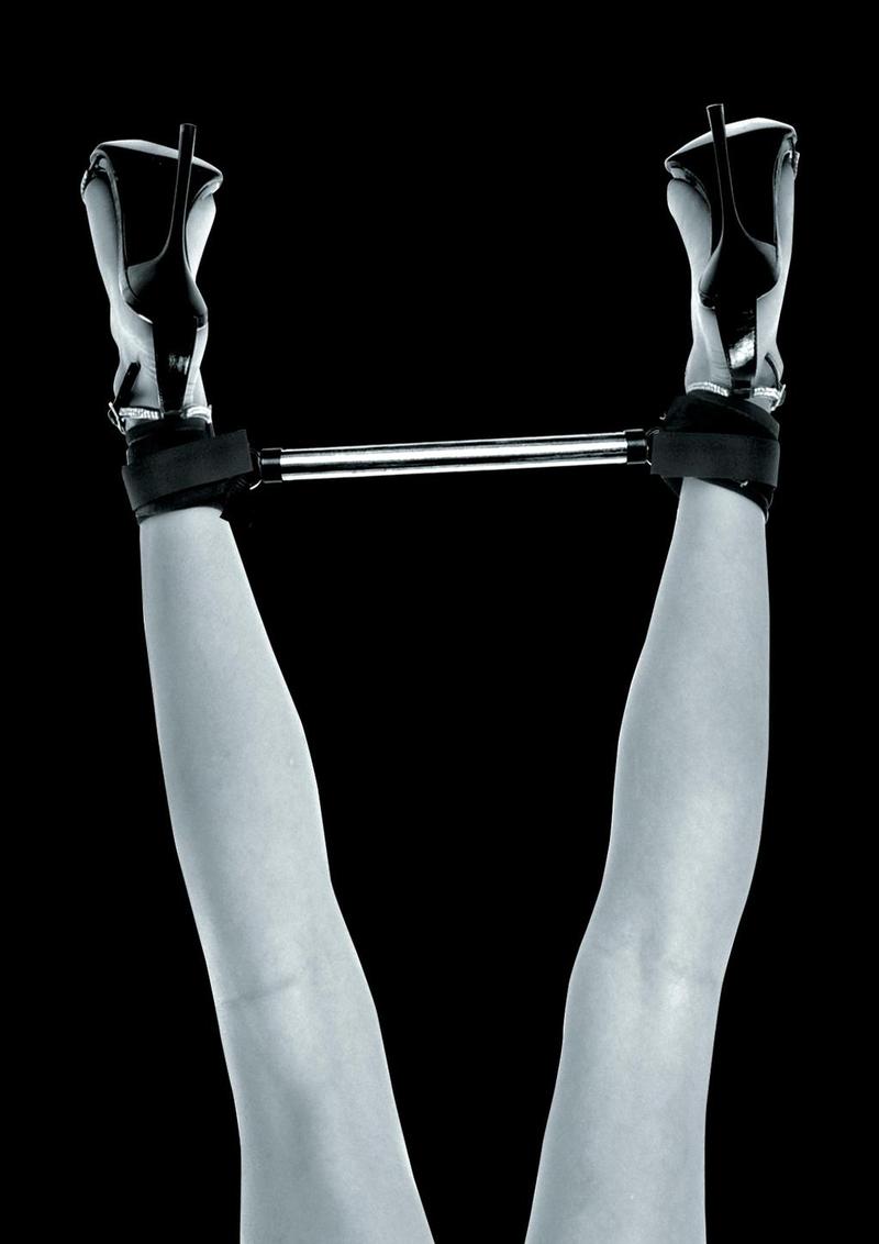 Load image into Gallery viewer, Fetish Fantasy Series Limited Edition Spreader Bar - Black
