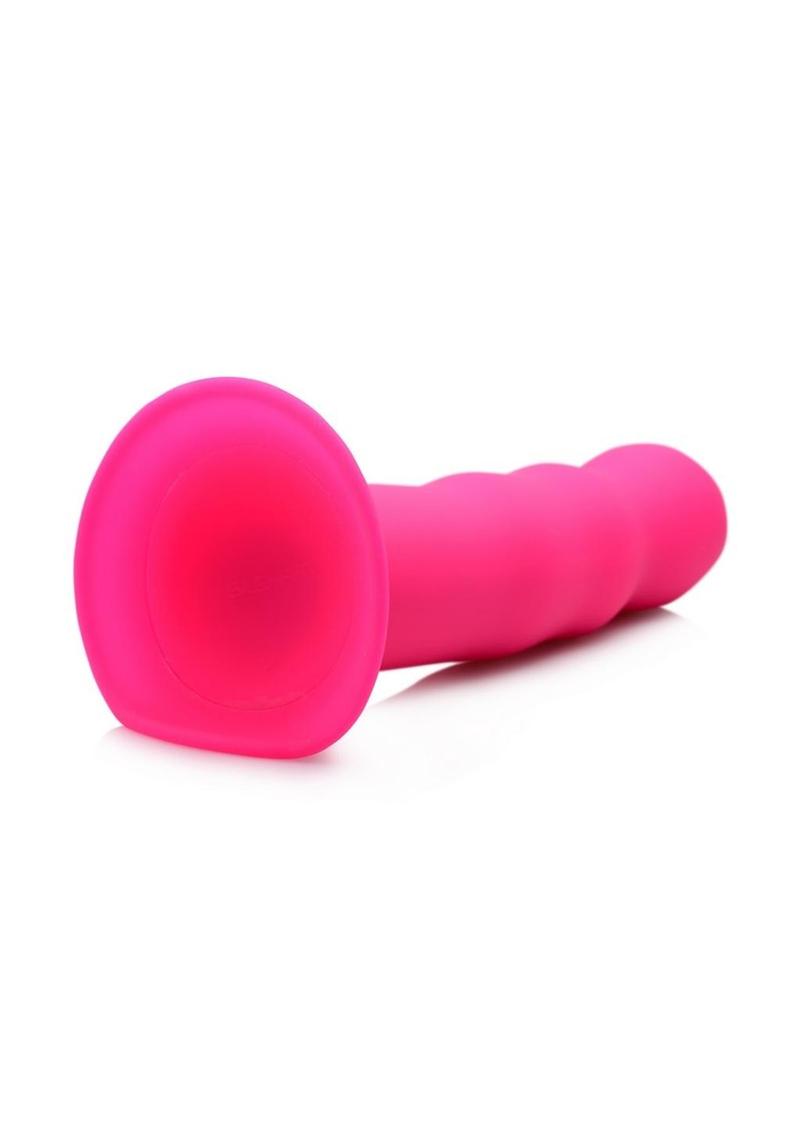 Load image into Gallery viewer, Squeeze-It Squeezable Wavy 7.2in Dildo
